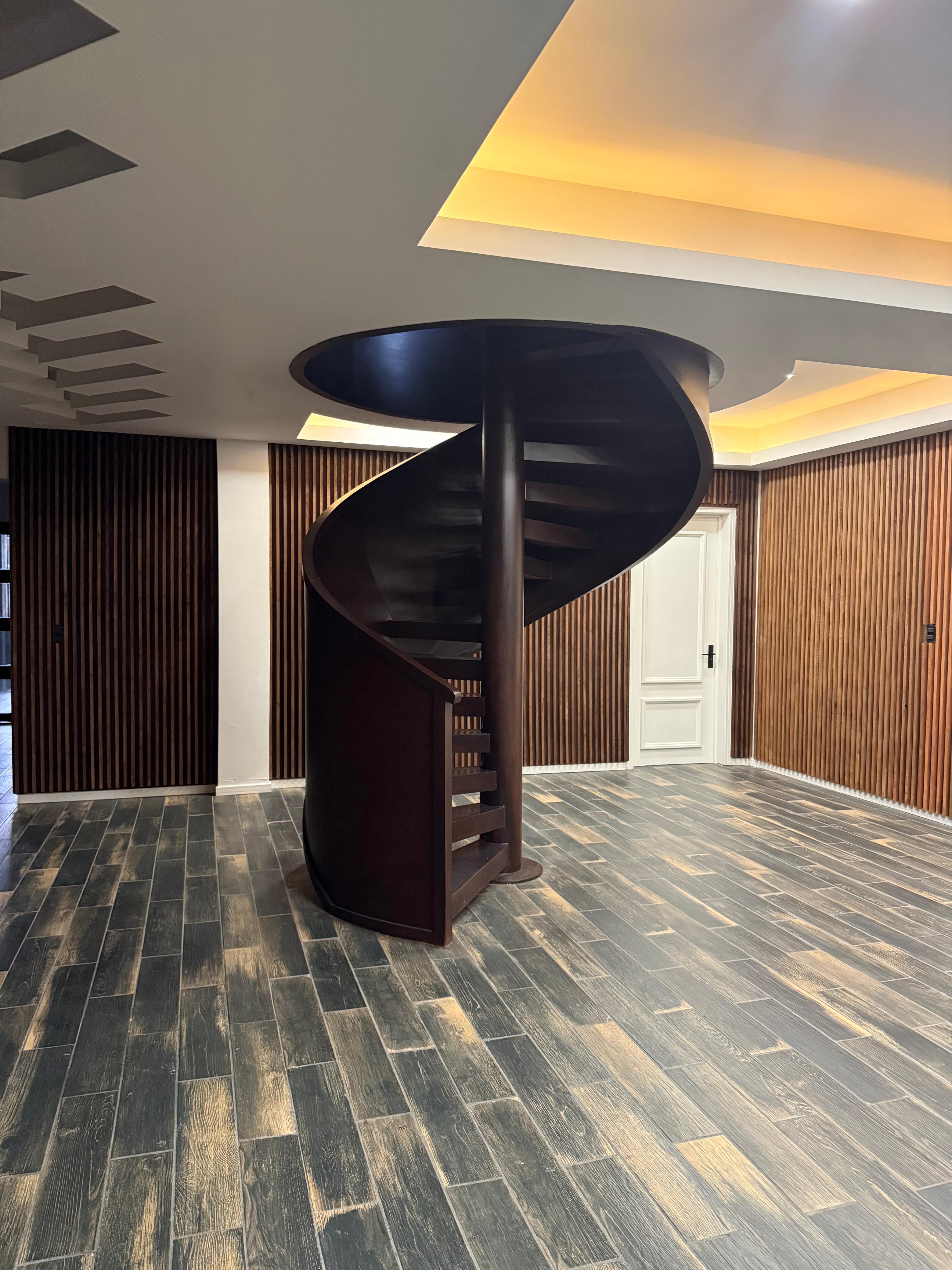Vista del Chalet - El Sótano: Entretenimiento y Relajación - Foto 3